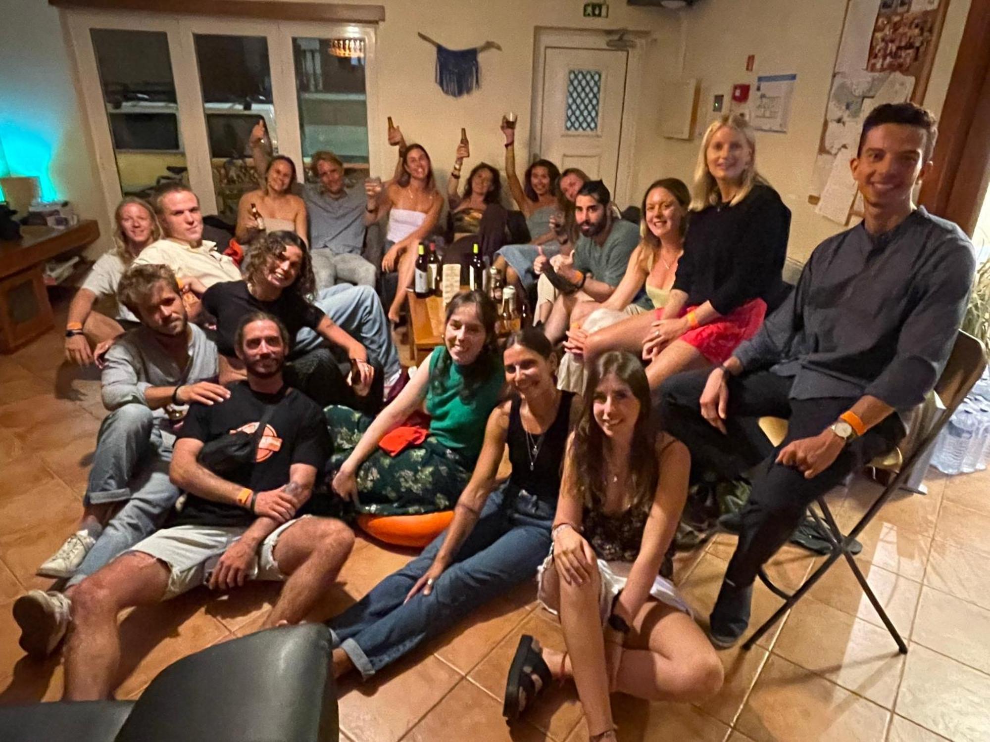33 Hostel Балеал Екстериор снимка